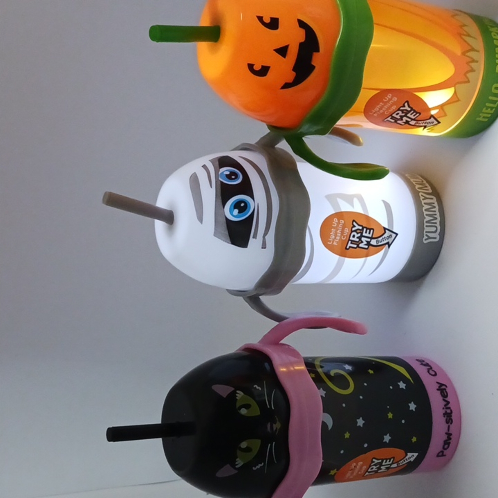 Cups - Picture 3 of 3